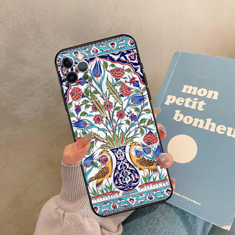 Ancient Floral Tiles Case For iPhone 17 Air 15 14 13 12 11 16 Pro Max 13 mini XR 15 16 Plus 16e Back Cover Shell