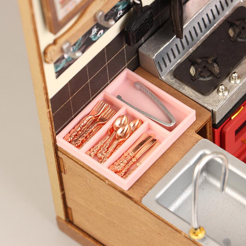 1Set 1:12 Dollhouse Mini Knife Fork Spoon Clips Tableware With Storage Box Dollhouse Kitchen Supplies Utensils Decor Accessories
