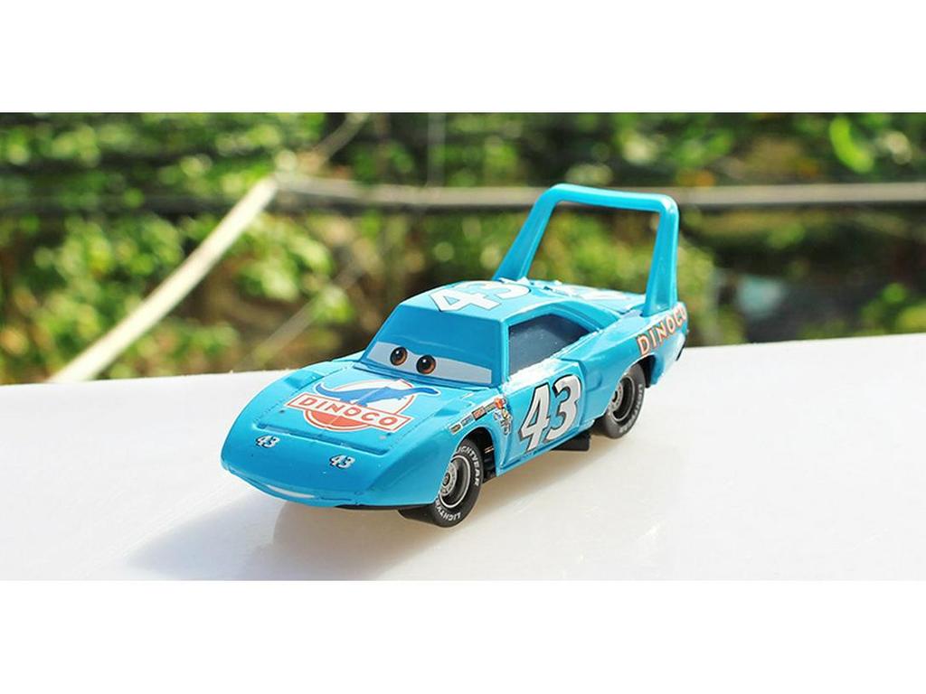 Cars Mack Truck & McQueen Road Rager Alloy Toy Set - 36-Piece Collection