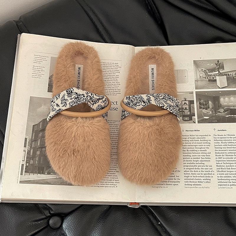 

Ретро универсальный модный дизайн нишевые туфли Мао Мао женские 2025 осень и зима новый дизайн верхняя одежда хлопковые тапочки 40 хаки