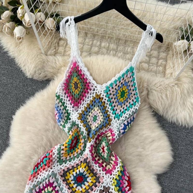 Böhmisches Ethno Häkelkleid mit Quasten und Spaghettiträgern für Damen