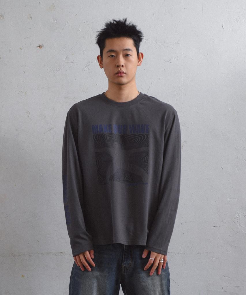 AMOU Wave Man Long Sleeve Charcoal