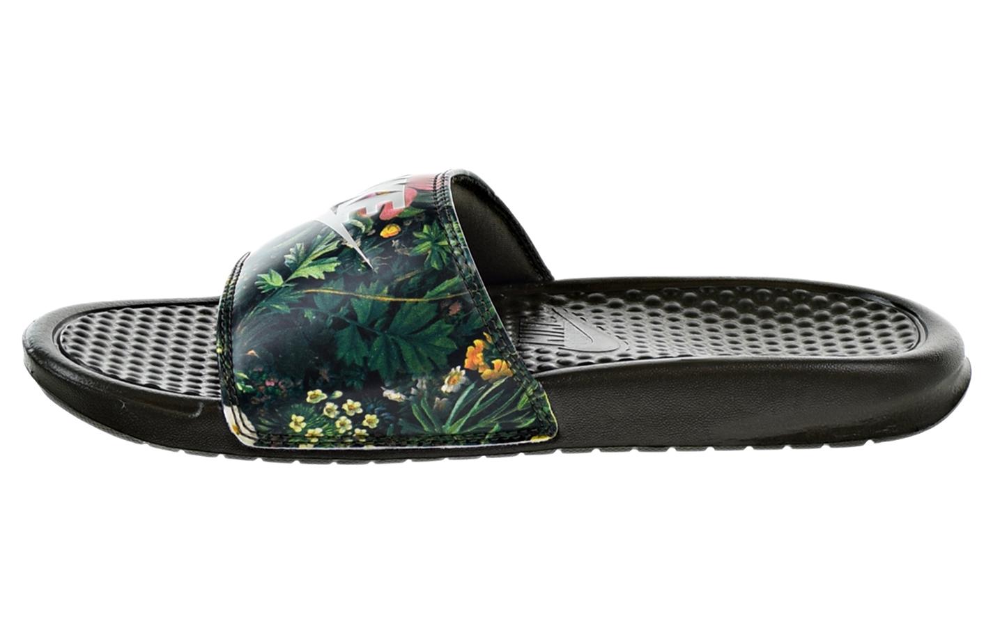Nike Benassi Print  Just Do It  Women s 618919-300 35.5