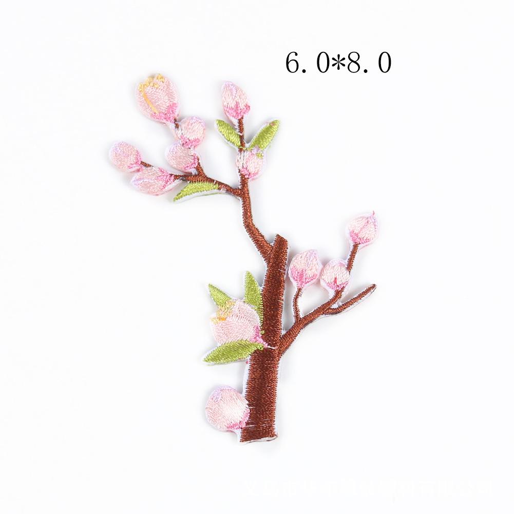 D5 2PCS Plum Blossom Embroidery Patches Sakura Flower Floral Branch Appliques Iron On Cloth Cheongsam Stickers For Sewing Repair