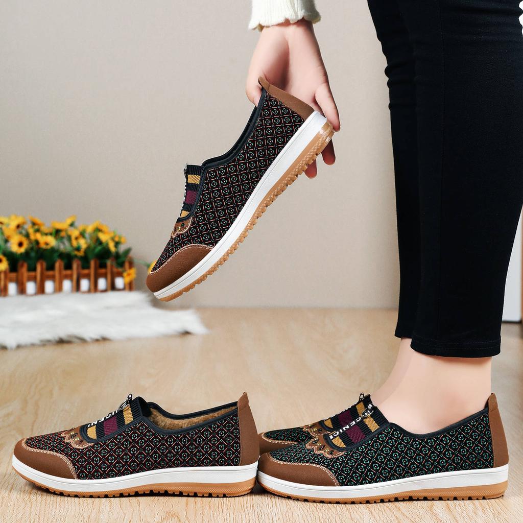 Women's Winter Flats Shoes Lightweight Walking Shoes With Fur Lined Comfortable Outdoor Round Toe Loafers for Women Non-Slip Office Work Warm Shoes