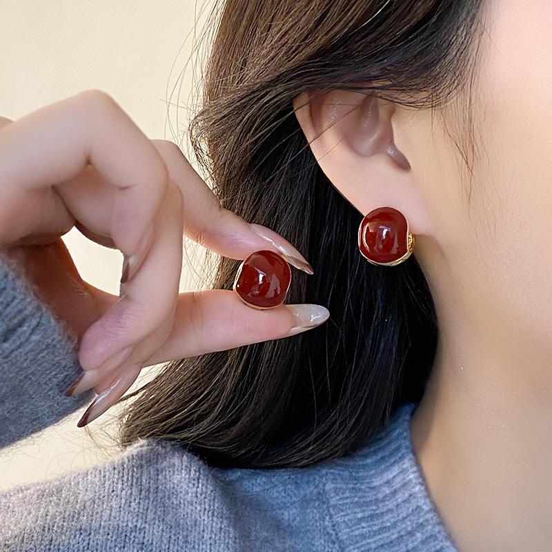 2025 New Red Drip Glaze Bean Ear Cuffs: Women's Elegant, Round, Versatile High-End Earrings