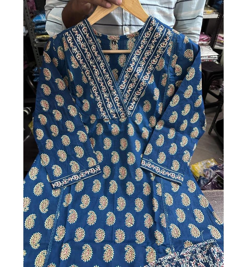 Indian Bollywood Salwar Kameez Kurti Pant Dupatta Set Women Party Wear Top Tunic Dress