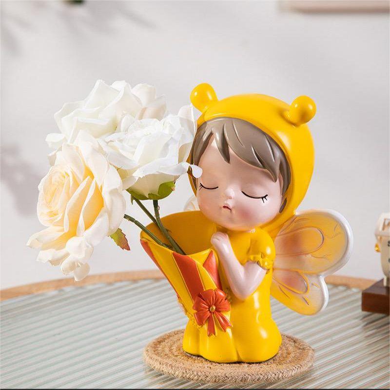 Vase Modern Girl Figurine, Dried Flower Stem Stand Living Room Tv Cabinet Home Décor Accessories Figurine