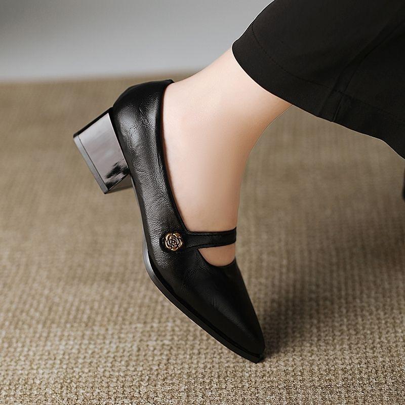 Premium sense shallow mouth new pointed high heels women's retro camellia one-word buckle temperament versatile Mary Jane single shoes