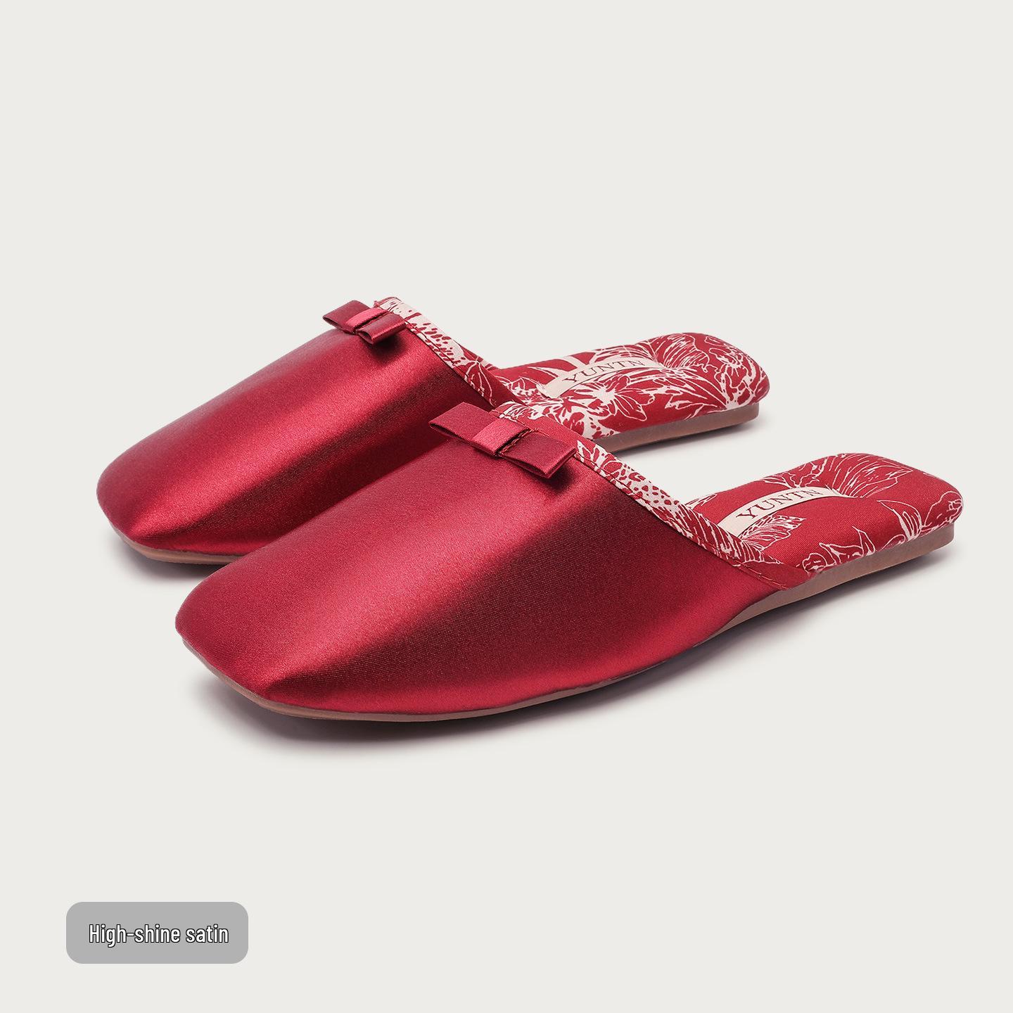 

Юньтуань Сатинові Елегантні Жіночі Кімнатні Нековзні Тапочки в Китайському Стилі 38/39 (fits 37-38)