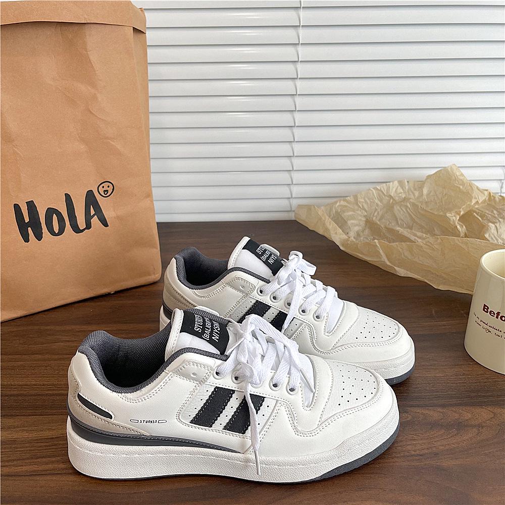 Autumn 2025 Hong Kong Style Lace-Up Sneakers: Trendy Men's and Women's Casual White Shoes