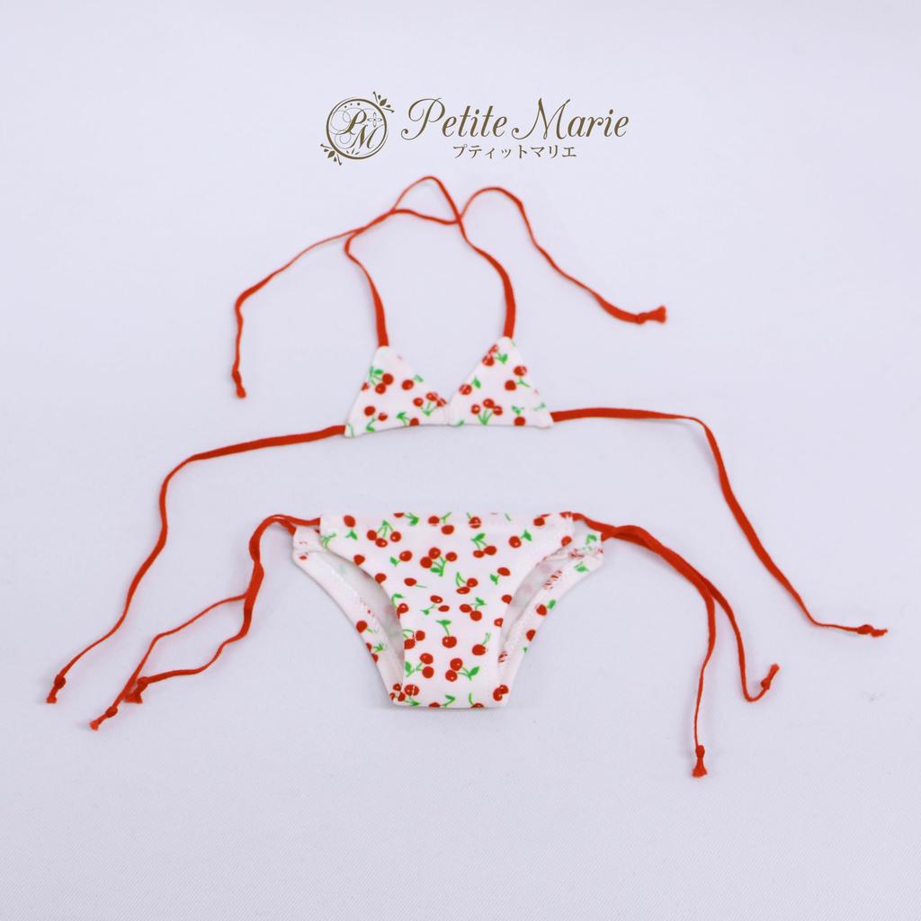 [Petite Marie] 13 MDD (S-L göğüs) uyumlu, yumuşak dokunuşlu, kiraz desenli bikini mayo, kırmızı kiraz, beyaz zemin, 40cm bebek, BJD bebek kıyafetleri