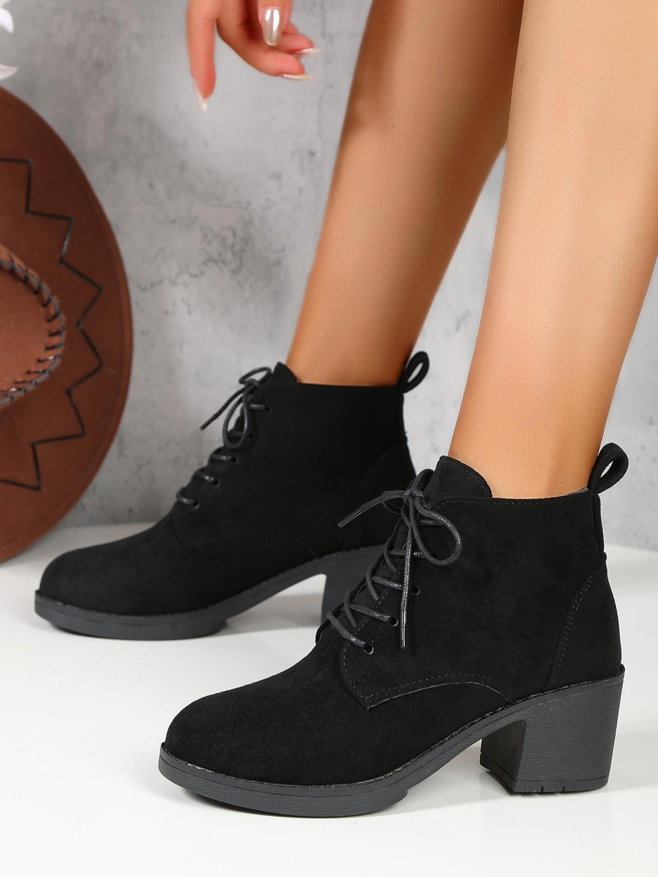 

Большие размеры Ботинки Martin женские 2024 новый британский стиль модный темперамент короткие ботинки на шнуровке модные ботинки тренд 43