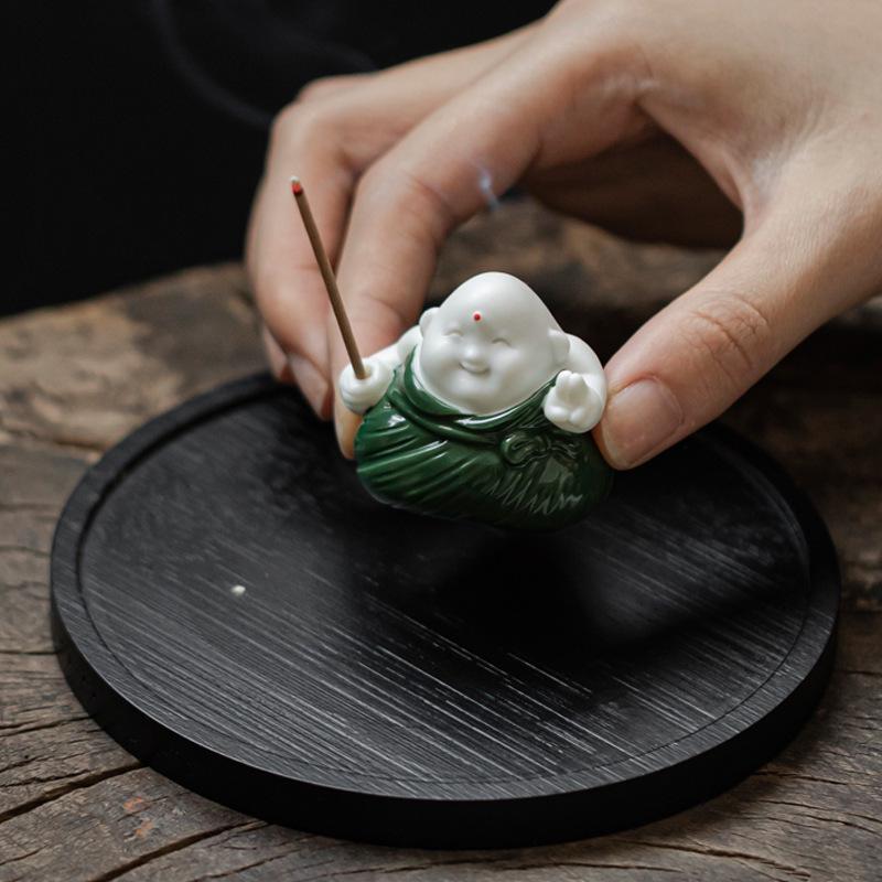 Creative Zongzi Ceramic Incense Holder - Indoor Incense Burner and Dragon Boat Festival Ornament Souvenir.