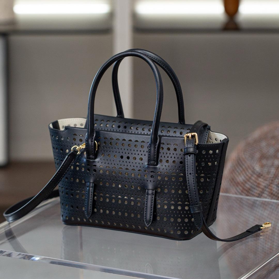 

Нишевый дизайн Высокий класс 2025 Ажурная плетеная корзина для овощей Кожаная сумка-тоут Маленькая сумка На плечо Через плечо Женская сумка Тренд 20x15x10cm чёрный