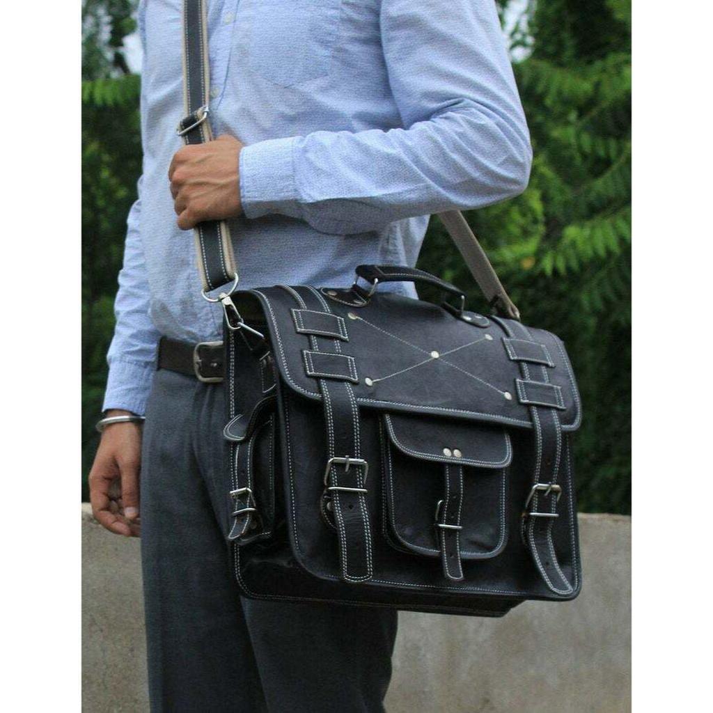Handgefertigter Vintage-Laptop-Kurierrucksack aus schwarzem Leder, Satchel-Aktentasche