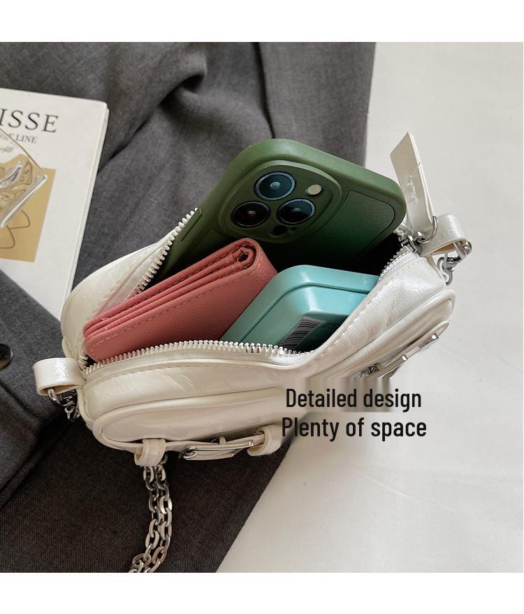 2025 Französische Nischen-Motorrad-Stil Herz Umhängetasche - Vielseitige Herbst-Schultertasche für Frauen