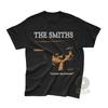 The Smiths Exklusives T-Shirt - Unisex Indie Musikband Tee - Louder Than Bombs Album Merch - The Smiths Geschenk - Morrissey Shirt