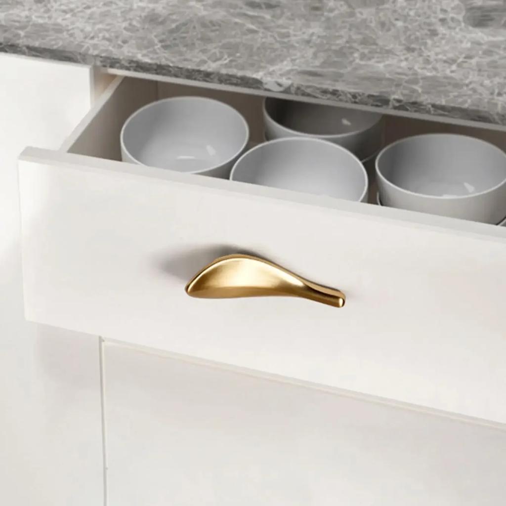 1 Stück - Schrankgriff, goldener Loquatblattgriff, Schranktür, kreativer Badgriff, Schublade, Kleiderschrank