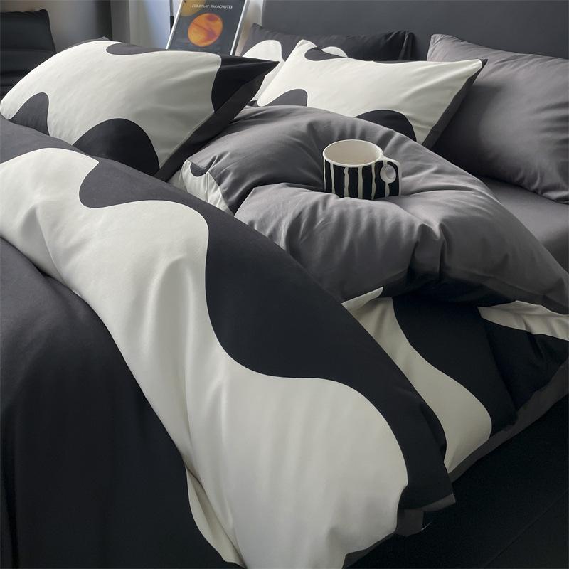 Bedding Four-piece Set, Cotton Pure Cotton Floral Quilt Cover, Bed Sheet Dormitory Three-piece Set
