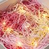 20g Buntes Raffia-Gras zerkleinertes Papier Geschenkbox-Füllmaterial für Geburtstag Hochzeit Party Verpackung Dekoration DIY Bastelbedarf