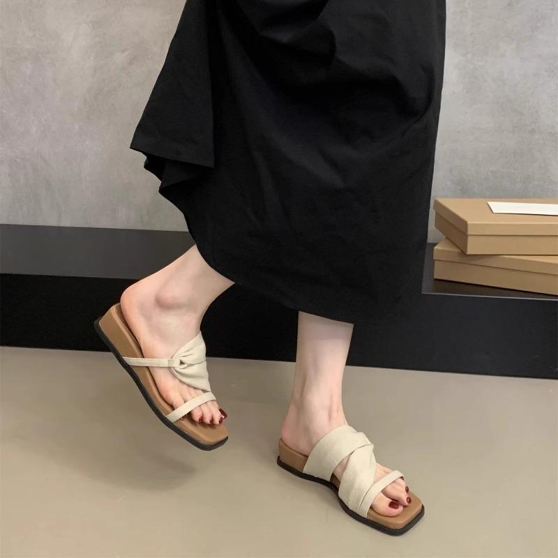 New Designer Woman Flat New Slippers Woven with Comfortable Women's Shoes Casual Bottom Slippers Women's Shoes 2025