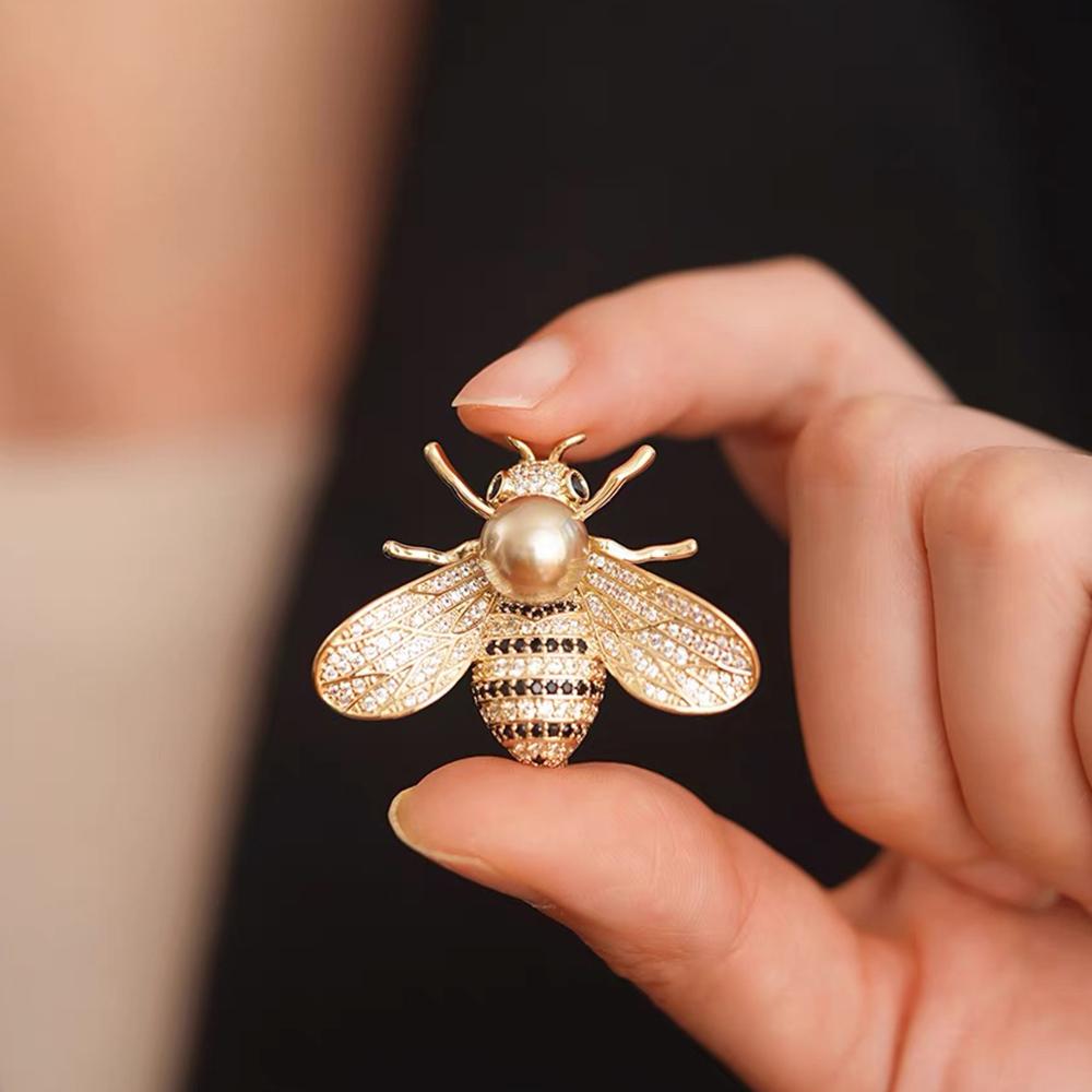 Design Insect Series Brooch Women Men Delicate Little Bee Brooches Crystal Rhinestone Pin Brooch Jewelry Gifts For Girl