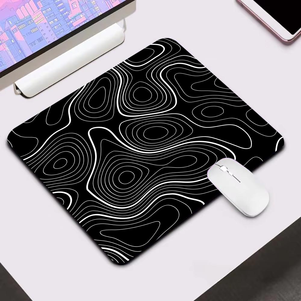 Black White Fluid Mouse Pad Square Multiple Sizes Computer Office Game Table Mats Rubber Anti-slip Mousepad Small Decor Desk Mat