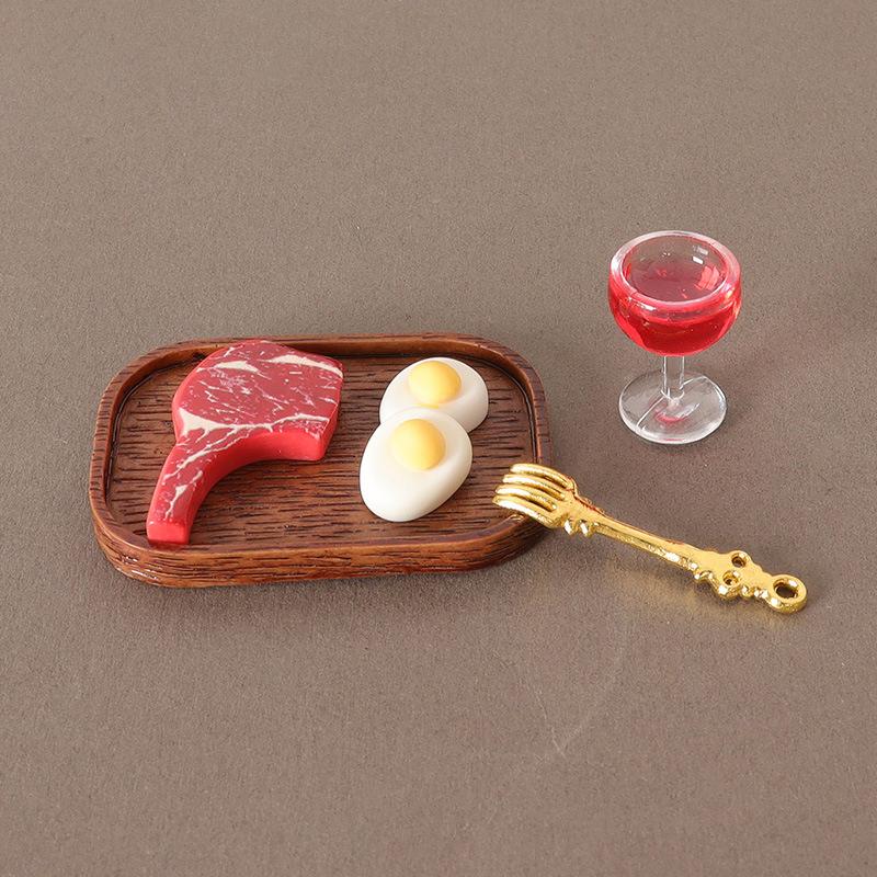 

1Set Dollhouse Simulated Steak Red Wine Glass Pasta Kit Model Dollhouse Kitchen Food Decoration Toy Dolls House Accessoreis