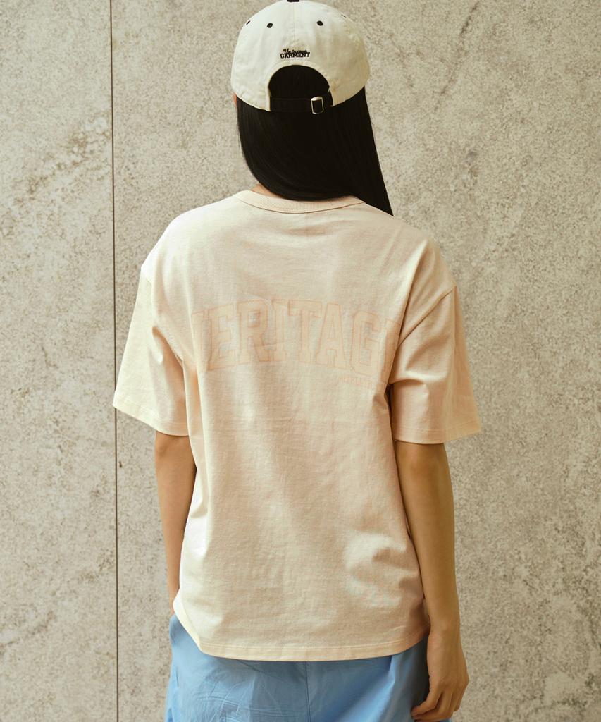 Yunibeoseugameonteu Newtro Prep Rhug T-Shirt_Ivory