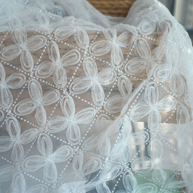 Three-Dimensional Petals White Lace Embroidery Cloth Diy Clothing Wedding Fabric Women'S Bag Tablecloth Decorative Sewing Embroidery Cloth