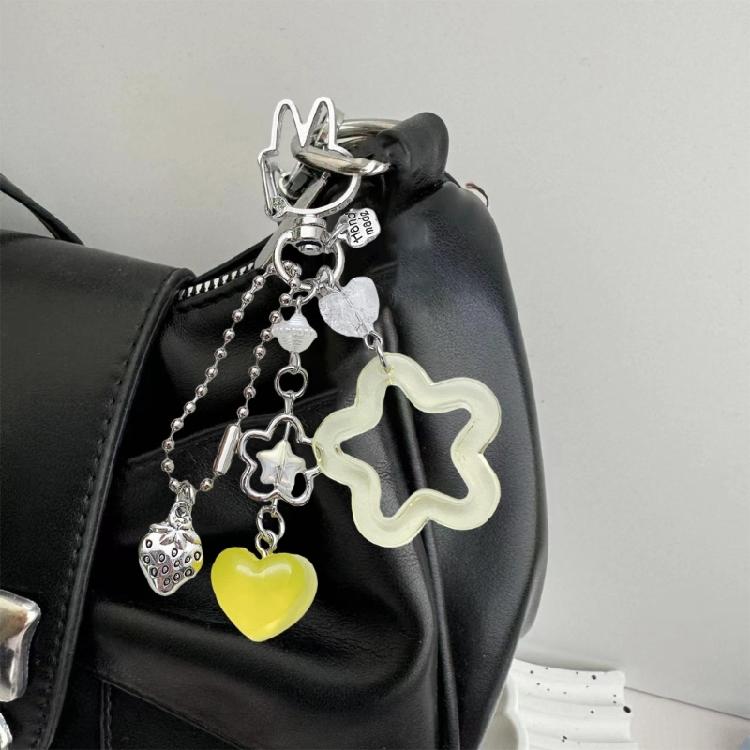 Vibrant Five Point Keychain Charm Easy Clip Feature Sturdy Alloy Keyring Accessory For Convenient Portability
