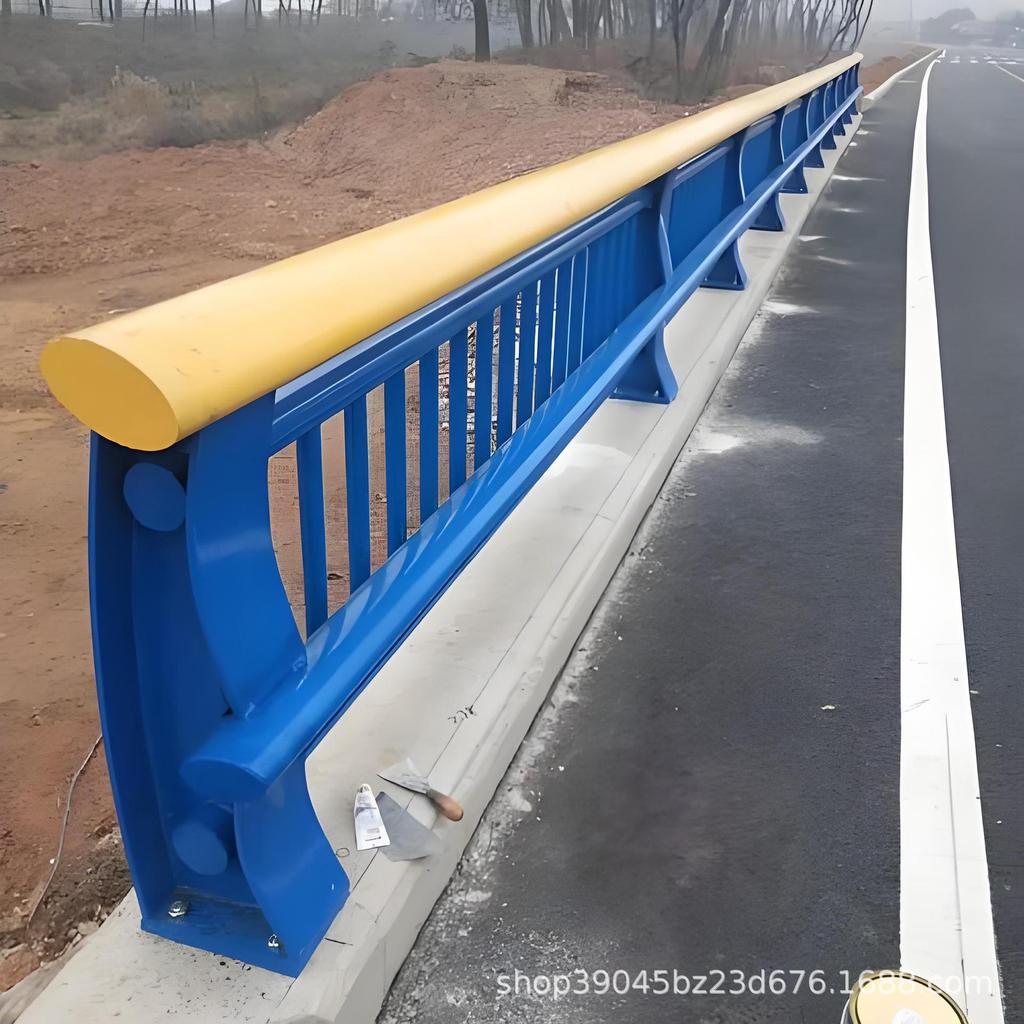 Q235B Bridge and Roadside Anti-Collision Guardrail In Stock