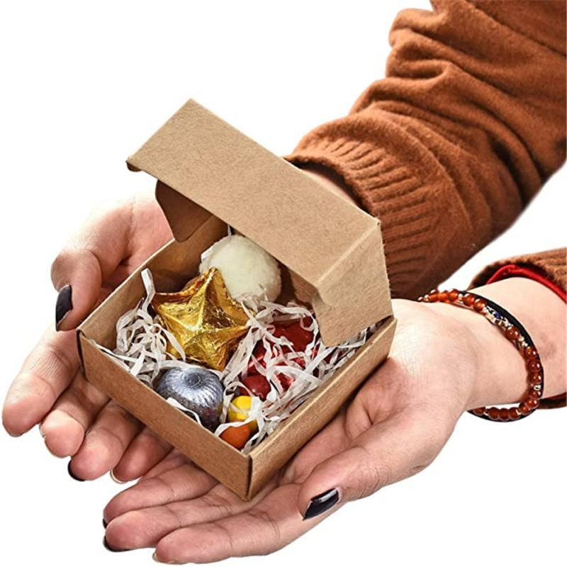 50 ks čtvercových kraftových papírových krabiček, silných, opakovaně použitelných, sestavených, na šperky, svíčky, mýdla, balení do kartonu
