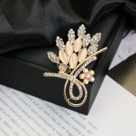 Brooch Retro Style Flower Plant Design Suit Lapel Pin with Faux Opal Inlaid Sweaters Collars Hats Bags Coats Scarves Badge Outfit Accessory