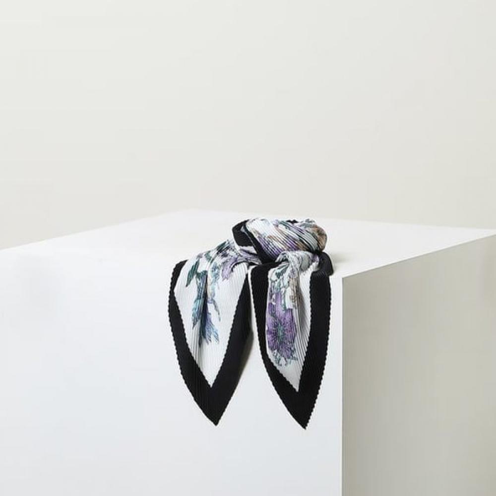 Dcsc5f664v2 [25fw] [dachs Scarf] Violet Flower Pleated Scarf Single option