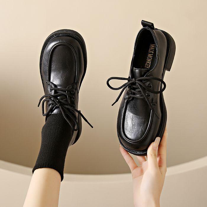 Små skinnsko dame 2025 vår ny retro allsidige remmer enkeltsko rund tå lav hæl tykk hæl snøresko Brock sko