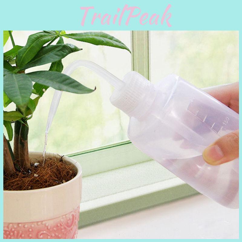 Timeless Design Plastic Watering Kettle With Sharp Beak For Accurate Plant Care