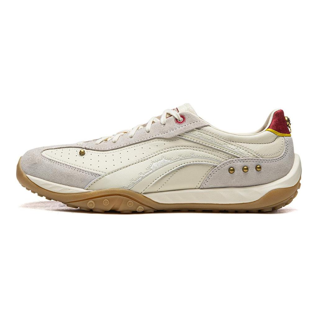 GUGONG X Li Ning Xingliu Abrasion Resistant, Lightweight, Balanced Low Top Casual Shoes Unisex Light Antique Yellow AGLV217-1