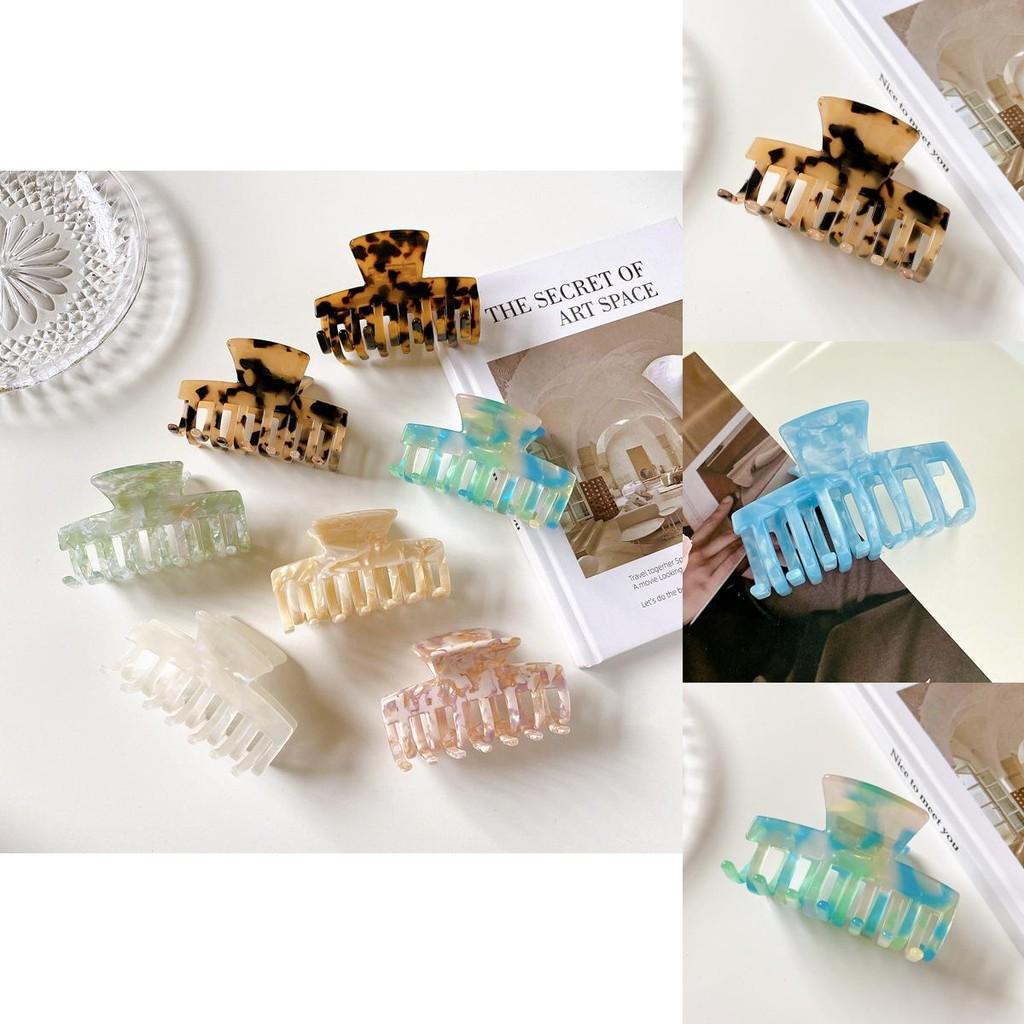 Chic Acetate Hair Claw Clip In Beautiful Colors For Trendy Hairstyling And Bathing