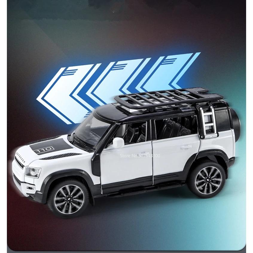1/32 Scale LAND Rover Defender 110 Toy Car Model Alloy Diecast SUV Sound Light Pull Back Model Car Toy for Boy Gifts Collection