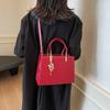 2025 New Sea Trial Trend Bride Woven Bag To Give Girlfriend Girlfriend Wedding Bag Gift Mother Bag