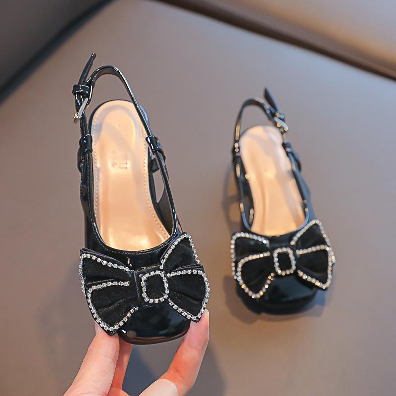 

Летние новые сандалии для девочек, детские туфли на высоком каблуке, Bow Princess, мягкая подошва для маленьких девочек, нескользящая, детская обувь среднего размера 32 чёрный