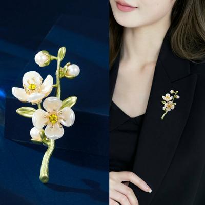 Spilla vintage da donna con fiore di gelsomino e pianta, spille da colletto per abbigliamento squisito