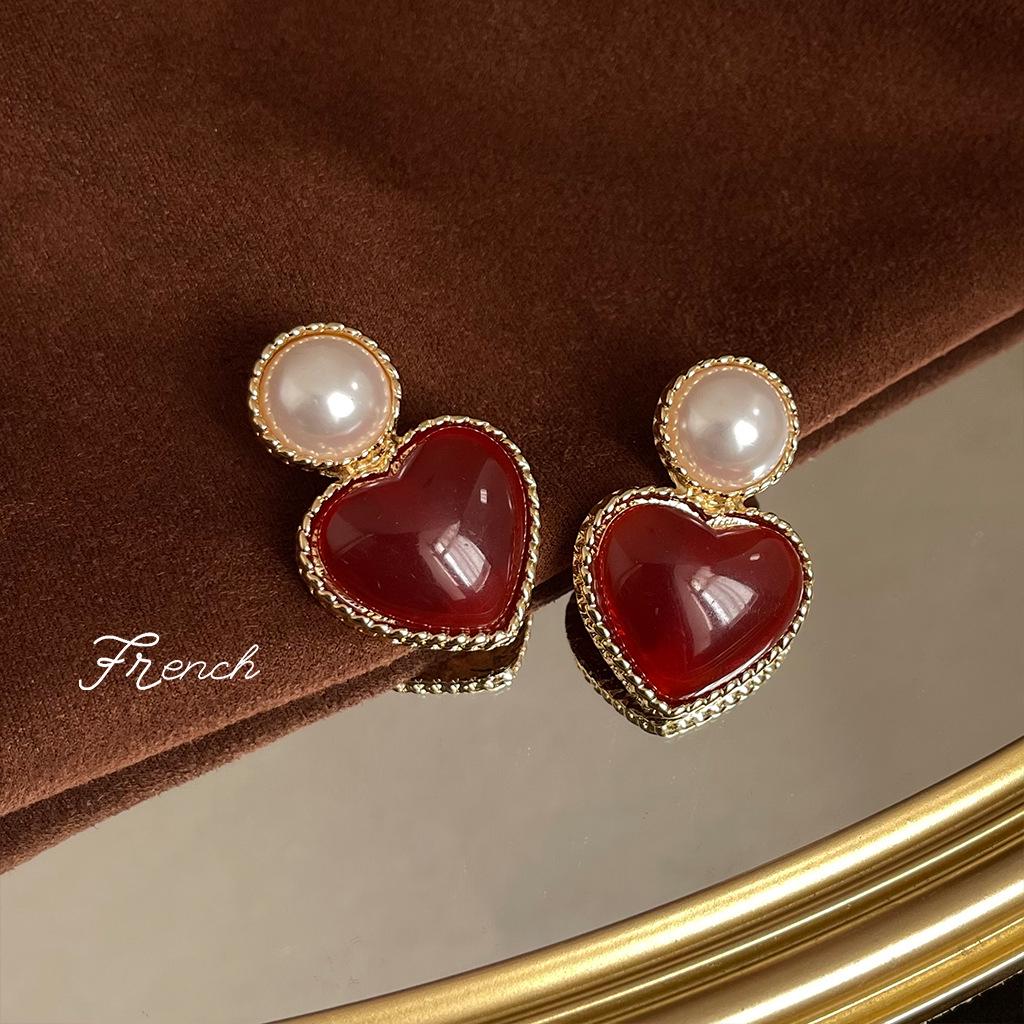 Chinese-Inspired Elegant 925 Silver Stud Earrings with Exaggerated Design