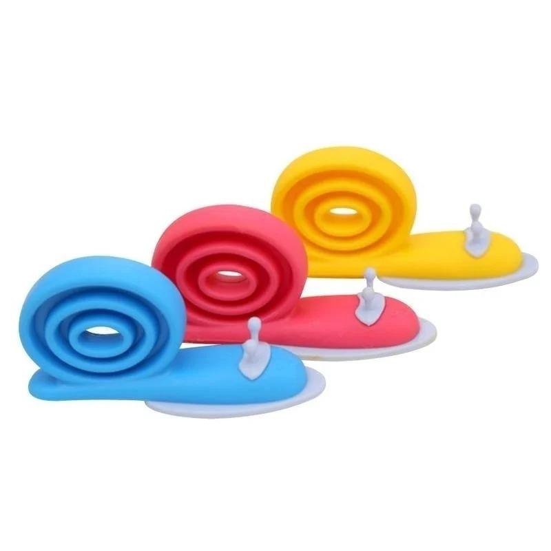 

Замок безопасности палец детские ворота безопасности милый улитка в форме животного силиконовый дверной стопор клин держатель для детей безопасность детей color ramdom -1pc