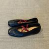 Versão pele de ovelha~ Sapatos de ballet de tira cruzada de bico quadrado retrô de sola plana pequenos sapatos de couro versátil boca leve Mary Jane sapatos únicos mulheres