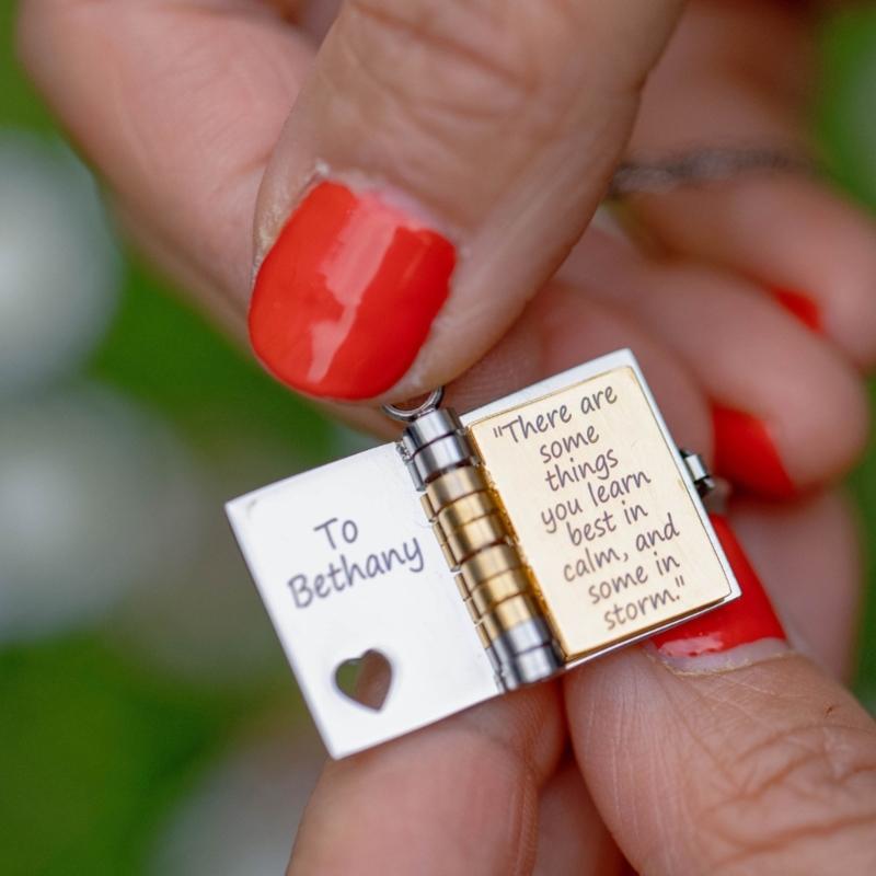 Pusty Otwierany Naszyjnik Książka Stal Nierdzewna Medalion na Zdjęcie Łańcuszek na Szyję dla Mężczyzn Kobiet Prezent dla Pary DIY Akcesoria do Biżuterii