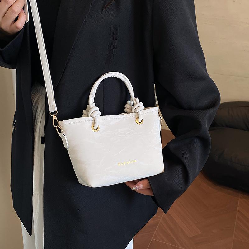 Fashion and Casual 225 New Solid Color Texture Trendy Temperament One Shoulder Crossbody Portable Bucket Bag
