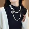 Trendy Kamelia Perle Stabelbar Halskæde til Kvinder - Alsidig Lang Sweaterkæde til Efterår/Vinter